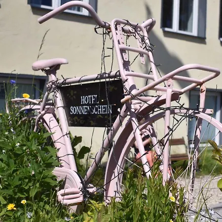 Otel Sonnenschein - Spielerei Im Sonnenschein Dahme