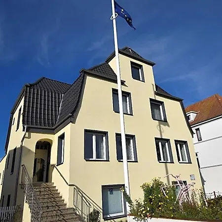Sonnenschein - Spielerei Im Sonnenschein Dahme (Schleswig-Holstein)