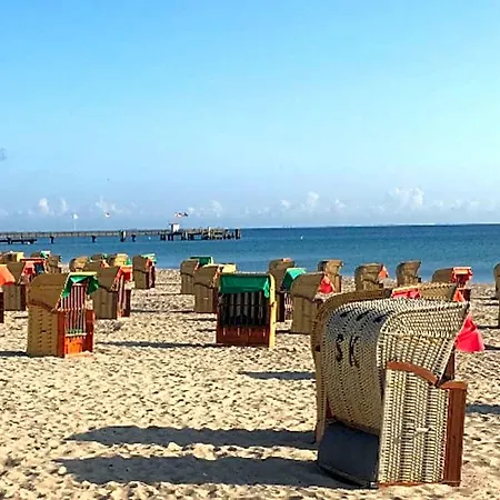 Sonnenschein - Spielerei Im Sonnenschein * Dahme (Schleswig-Holstein)